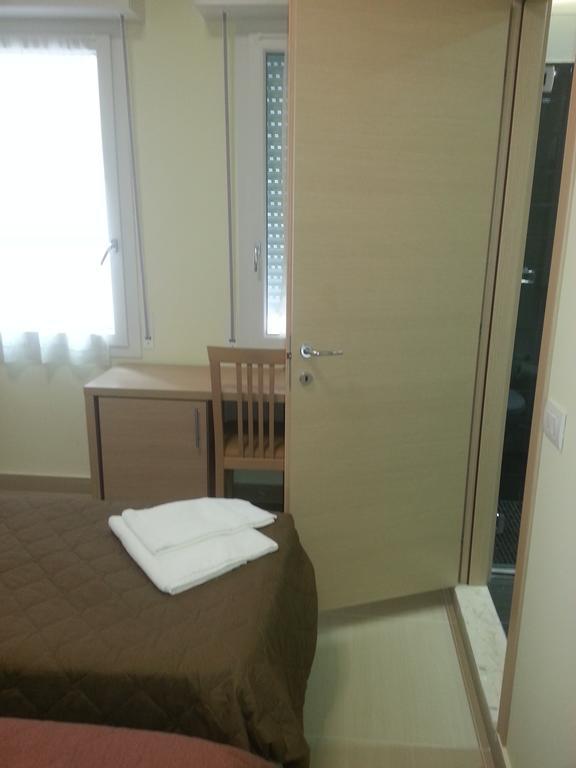 Hotel Cuba Nuova Gestione 里米尼 外观 照片